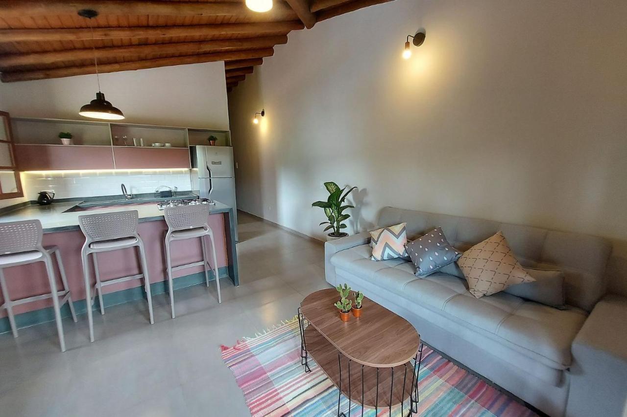 Sapeca - Novo Flat C/ Piscina, 50Mts Da Praia, Churrasqueira Privativa, Ar Con, Wi-Fi, Netflix, Garagem ปาราตี ภายนอก รูปภาพ